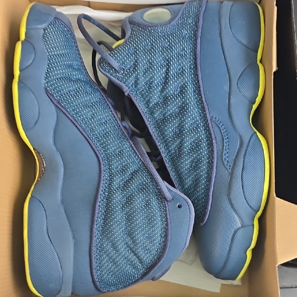 Jordan Air 13 Retro in Blue and Yellow
